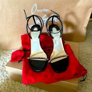 Christian Louboutin So Me size 9/39